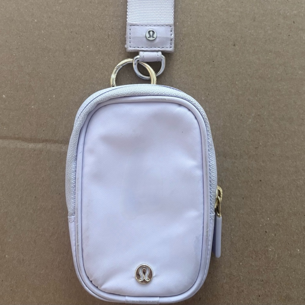 lululemon athletica lavender wristlet